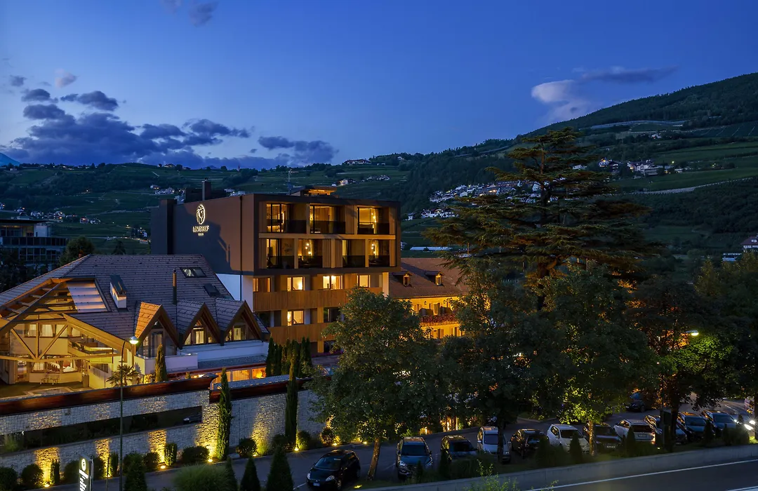 Hotel Loewenhof-1
